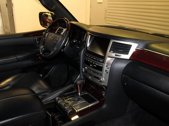 Фото Лексус LX 2014 цена 4000000 руб.