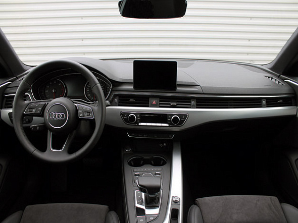 Фото Ауди А4 2015 цена 2180000 руб. Фото Ауди А4 2015 цена 2180000 руб.