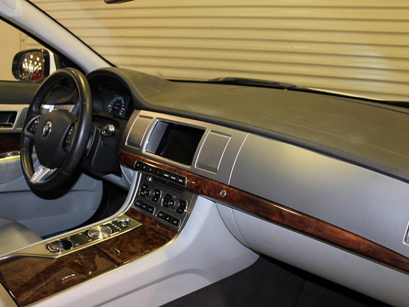 Фото Ягуар XF 2013 цена 1795000 руб. Фото Ягуар XF 2013 цена 1795000 руб.