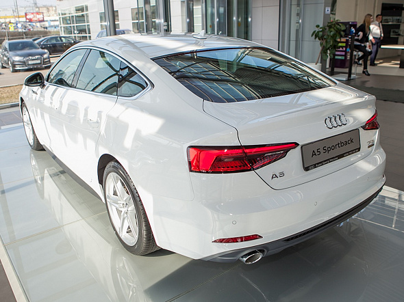 Фото Ауди А5 2017 цена 3345881.98 руб.