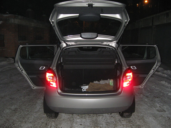 Фото Шкода Фабия 2012 цена 300000 руб. Фото Шкода Фабия 2012 цена 300000 руб.