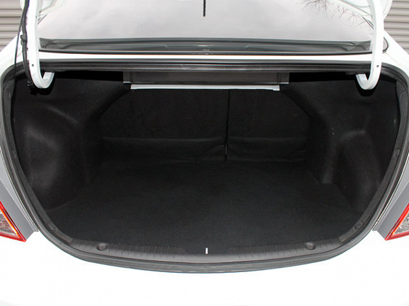 Фото Хендай ( Хундай ) Солярис 2012 цена 519000 руб.