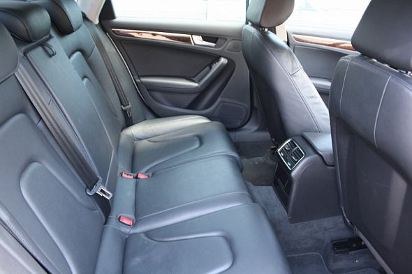 Фото Ауди А4 2011 цена 863000 руб. Фото Ауди А4 2011 цена 863000 руб.