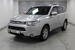 Mitsubishi Outlander 2,4 