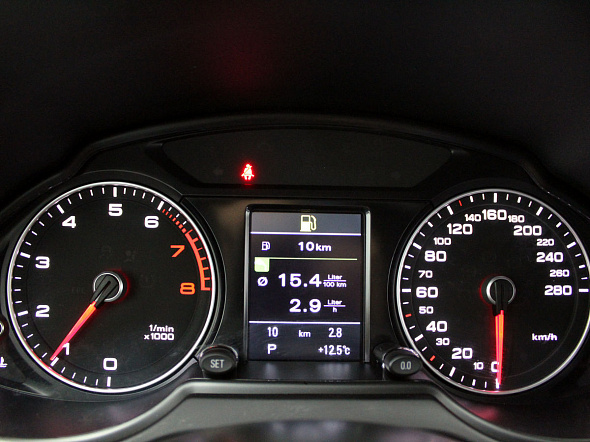 Фото Ауди КУ 5 2015 цена 2491627 руб.