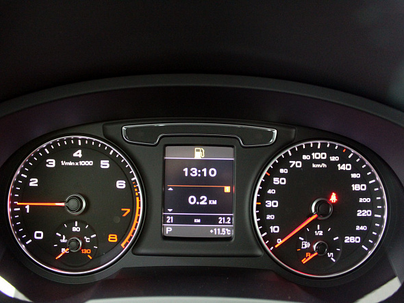 Фото Ауди КУ 3 2015 цена 1872789 руб.