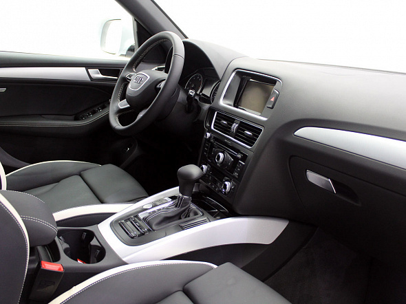 Фото Ауди КУ 5 2015 цена 2491627 руб.