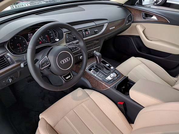 Фото Ауди 2017 цена 3598009.64 руб. Фото Ауди 2017 цена 3598009.64 руб.