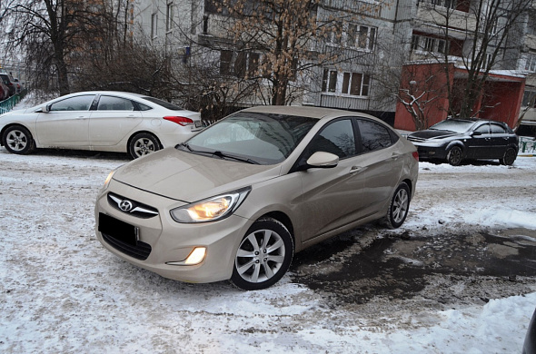 Фото Хендай ( Хундай ) Солярис 2013 цена 415000 руб.