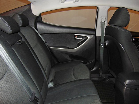 Фото Хендай ( Хундай ) Элантра 2011 цена 650000 руб.