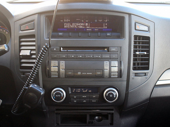 Фото Мицубиси Паджеро 2010 цена 1095000 руб. Фото Мицубиси Паджеро 2010 цена 1095000 руб.