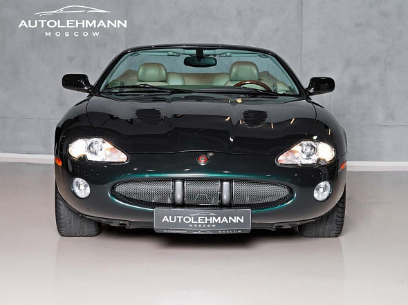   XKR 2000  1866000 .