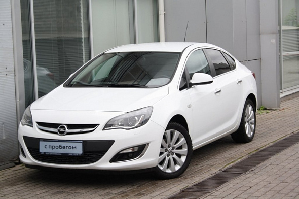 Фото Опель Астра 2013 цена 650000 руб. Фото Опель Астра 2013 цена 650000 руб.