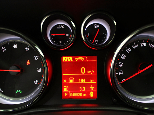 Фото Опель Астра 2013 цена 765990 руб. Фото Опель Астра 2013 цена 765990 руб.