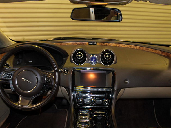 Фото Ягуар XJ 2010 цена 1510000 руб.