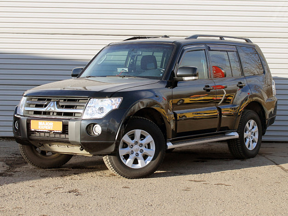 Фото Мицубиси Паджеро 2010 цена 1095000 руб. Фото Мицубиси Паджеро 2010 цена 1095000 руб.