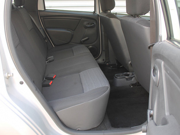 Фото Рено Дастер 2013 цена 585000 руб. Фото Рено Дастер 2013 цена 585000 руб.