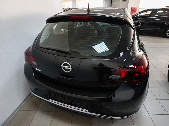 Фото Опель Астра 2015 цена 664000 руб. Фото Опель Астра 2015 цена 664000 руб.