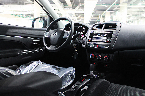 Фото Мицубиси ASX 2015 цена 829990 руб. Фото Мицубиси ASX 2015 цена 829990 руб.