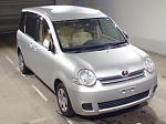 Toyota Sienta 1,5 авт