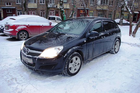 Фото Опель Астра 2011 цена 390000 руб. Фото Опель Астра 2011 цена 390000 руб.