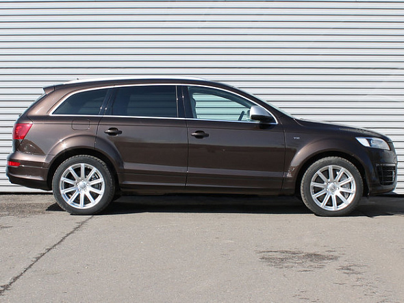 Фото Ауди КУ 7 2012 цена 3690000 руб. Фото Ауди КУ 7 2012 цена 3690000 руб.