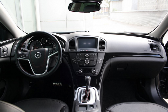 Фото Опель Инсигния 2012 цена 865000 руб. Фото Опель Инсигния 2012 цена 865000 руб.