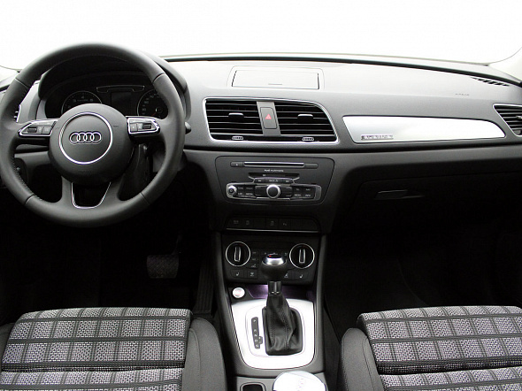 Фото Ауди КУ 3 2015 цена 1917391 руб. Фото Ауди КУ 3 2015 цена 1917391 руб.