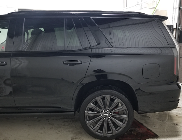 Фото Кадиллак Эскаладе 2025 цена 27900000 руб. Фото Кадиллак Эскаладе 2025 цена 27900000 руб.