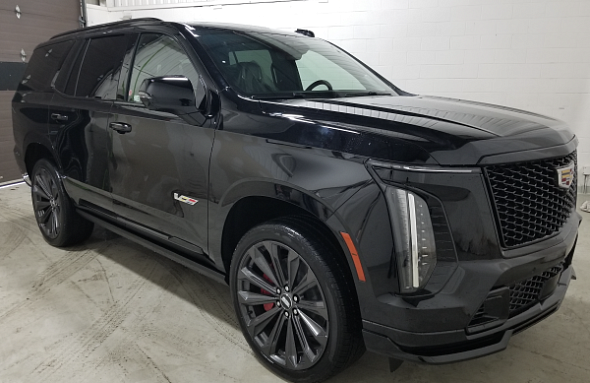 Фото Кадиллак Эскаладе 2025 цена 27900000 руб. Фото Кадиллак Эскаладе 2025 цена 27900000 руб.